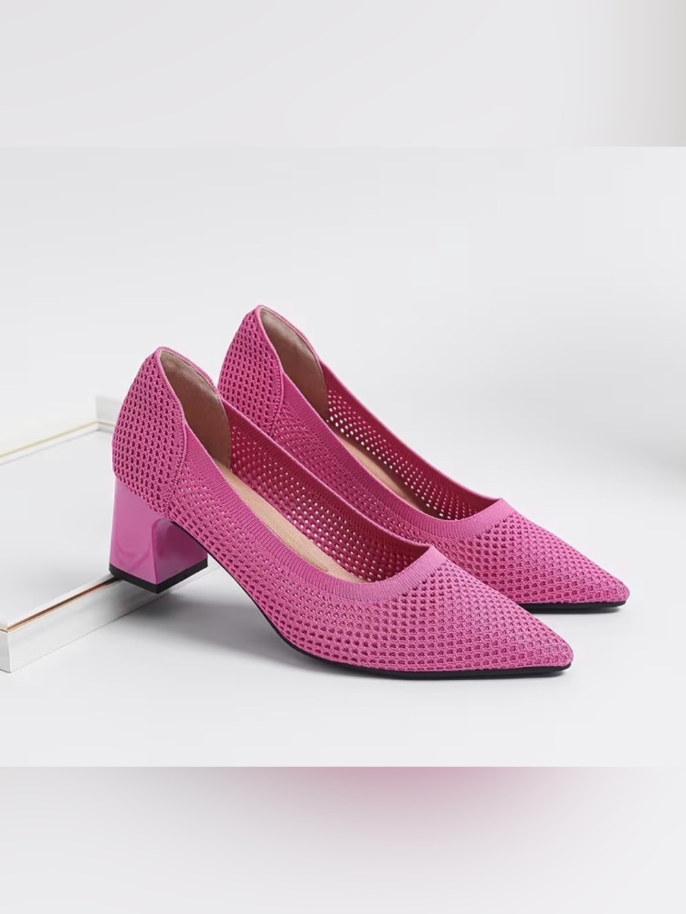 Women's Pink Knit Pointed-Toe Block Heel Pumps NWT 9.5